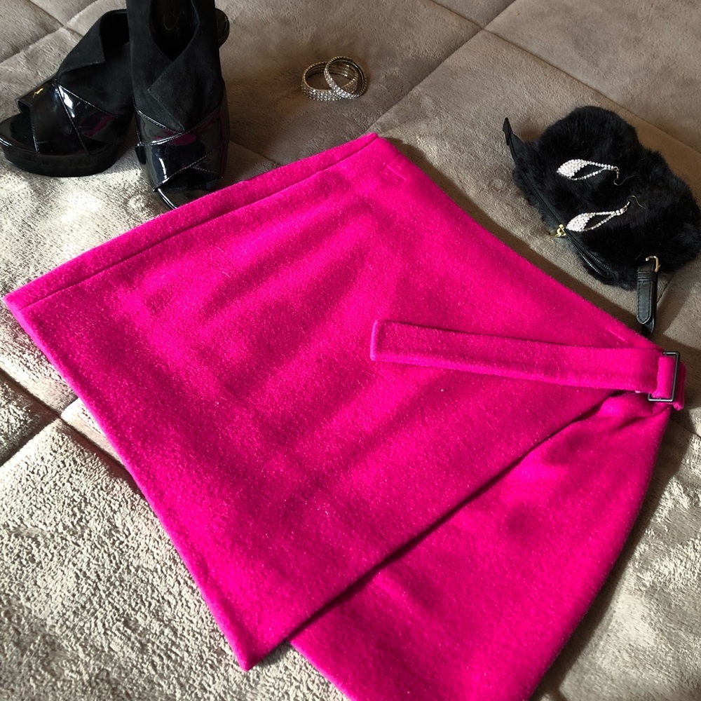 NWT Kate Spade Saturday Buckle pink wool skirt